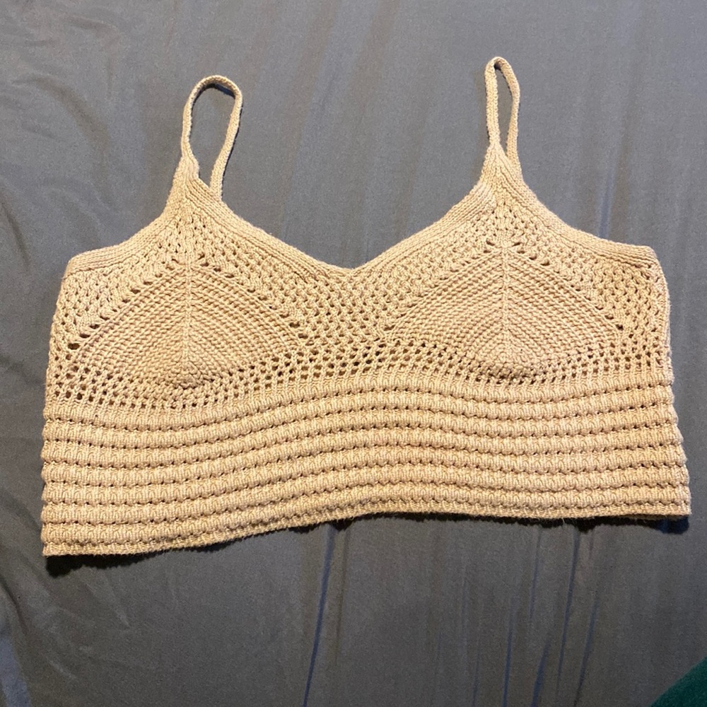 Knit crop tank, size medium